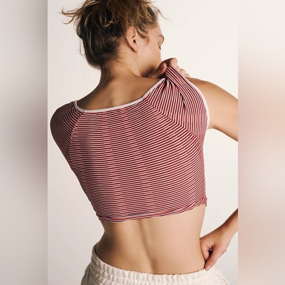 FREE PEOPLE | NWOT Whats The Scoop Baby Tee in Red Combo - Picture 3 of 4